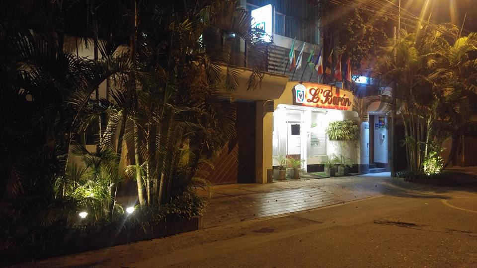 Fotos CasaHotel JokeyPlaza Mall